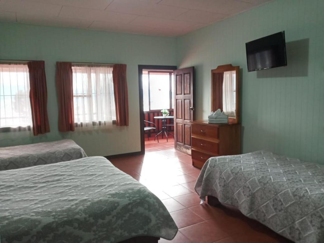 Hotel Las Brumas Cartago Luaran gambar