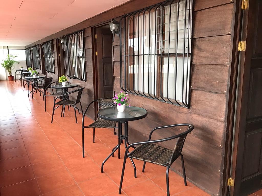 Hotel Las Brumas Cartago Luaran gambar