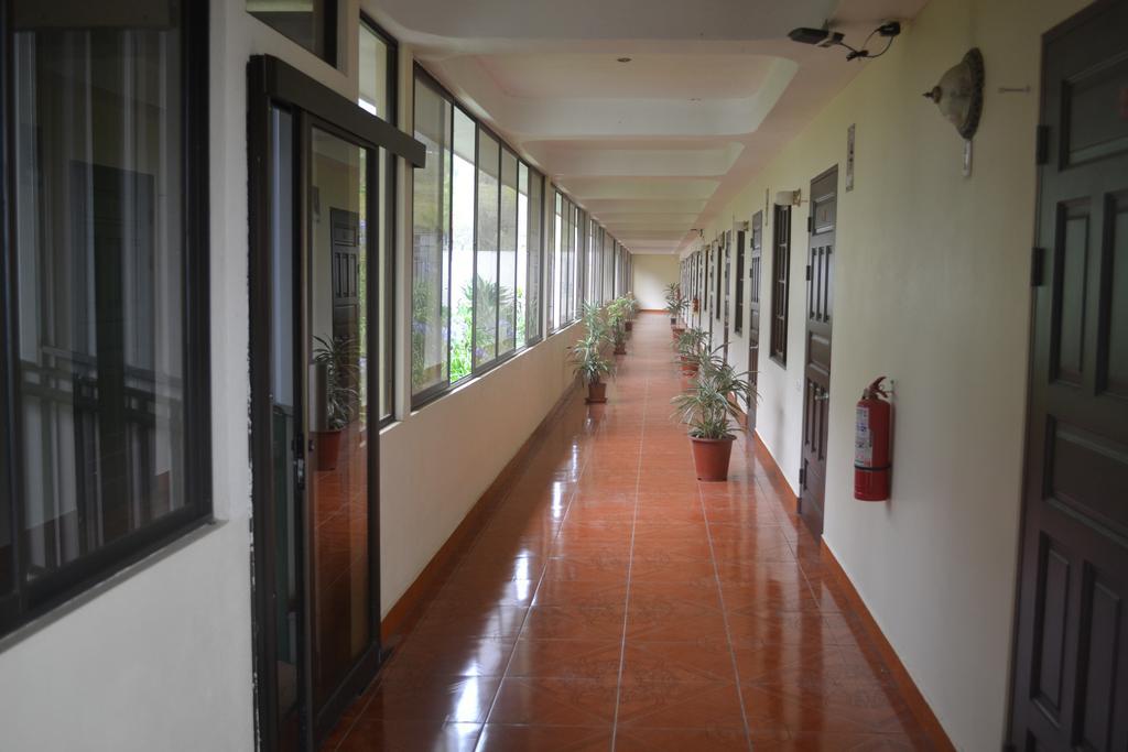 Hotel Las Brumas Cartago Luaran gambar