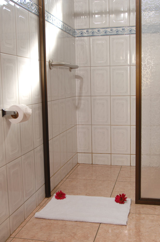Hotel Las Brumas Cartago Luaran gambar