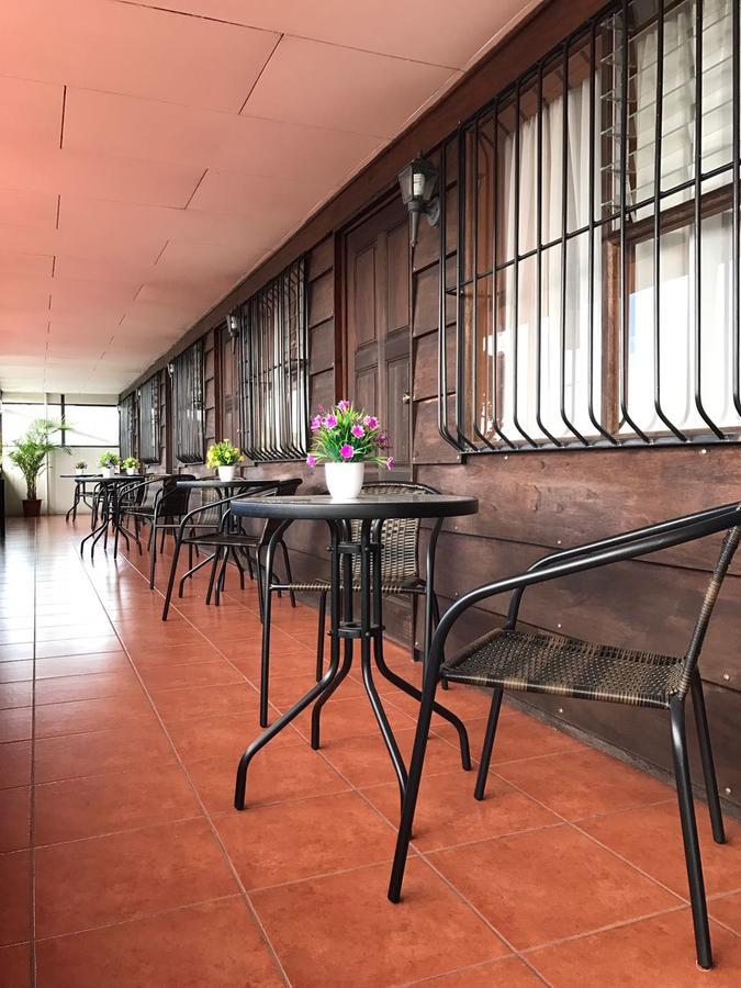 Hotel Las Brumas Cartago Luaran gambar
